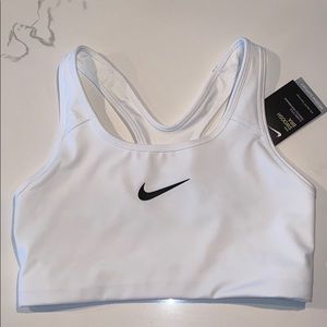 Nike SWOOSH Sports Bra size M